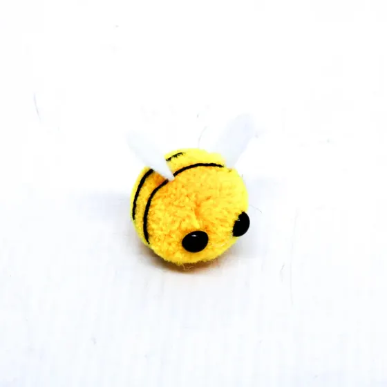 Pompom Abelha 25Mm Em Poliester Com 50 Pecas