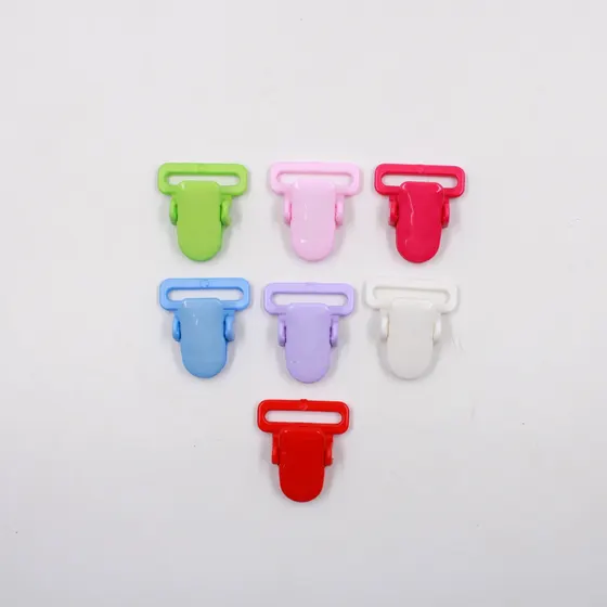 Prendedor De Chupeta 30X35Mm Em Plastico Com 50 Pecas