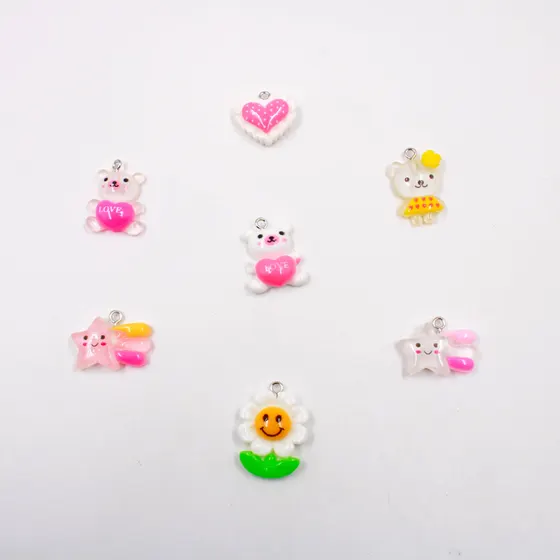 Pingente Diversos 23Mm Em Resina Com 100 Pecas