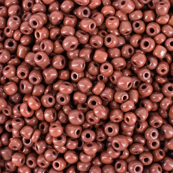 Marrom