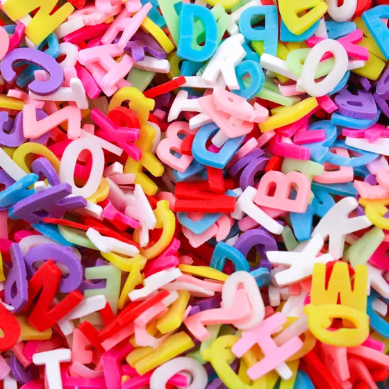 Aplique Letras 08X10Mm Em Pvc