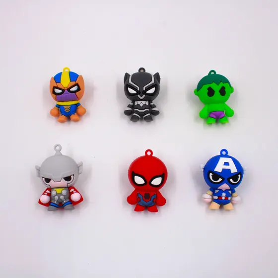 Pingente Herois 50X30Mm Emborrachado Com 12 Pecas