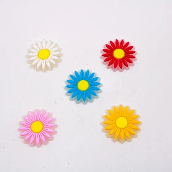 Aplique Margarida Fluorescente Emborrachado 27Mm Com 50 Pecas - Colorido