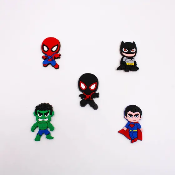 Aplique Kit Super Herois Sortidos 44Mm Emborrachado Com 50 Pecas - Colorido