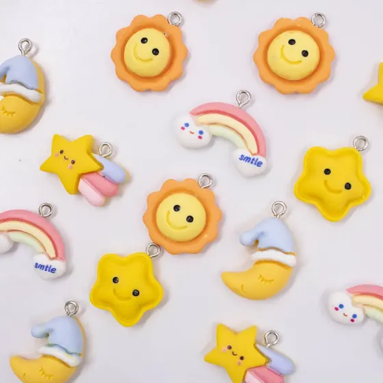 Pingente Desenhos Do Ceu 16X22Mm Em Resina Com 100 Pecas