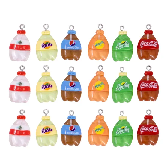 Pingente Garrafinhas De Refrigerantes 09X16Mm Em Resina Com 100 Pecas