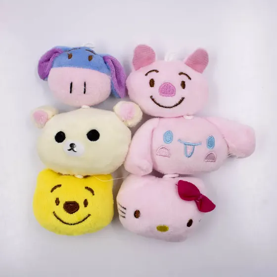Pingentes De Pelucia Hello Kitty E Ursinho Pooh Em Poliester Com 12 Pecas