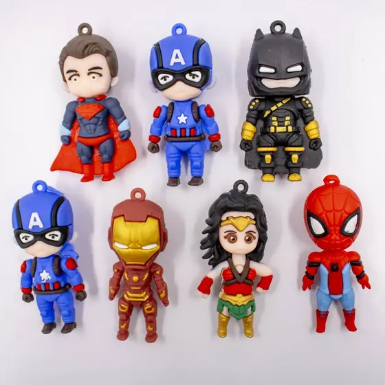 Kit Pingente Super-Herois 70Mm Emborrachado Com 12 Pecas