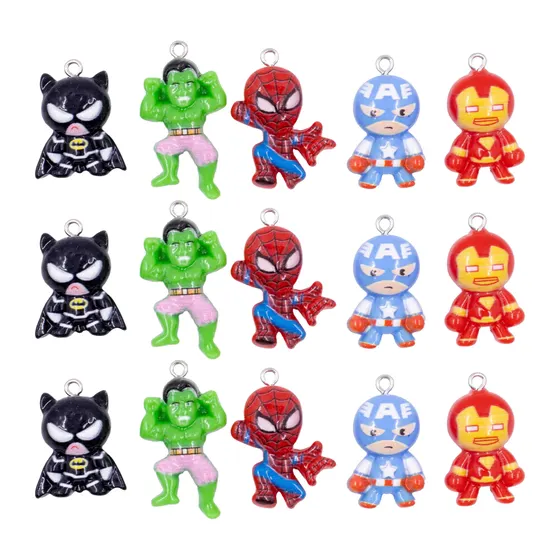 Pingente Herois Quadrinhos Em Resina Com 100 Pecas
