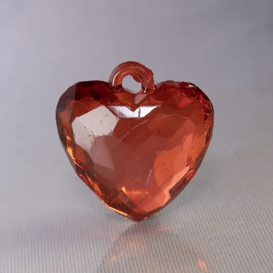 Pingente Coracao 25X26Mm Em Acrilico Com 500Gr