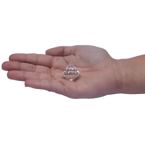 Pingente Peao 24X26Mm Em Acrilico Com 500Gr