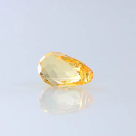 Amarelo