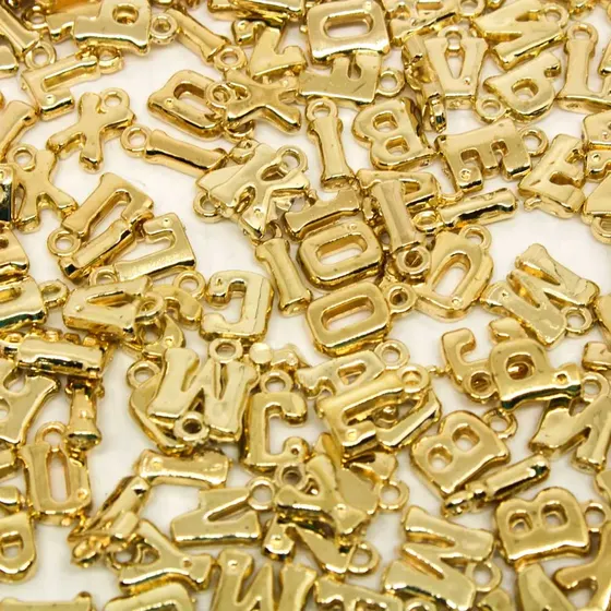 Pingente Letra 09X15Mm Em Abs