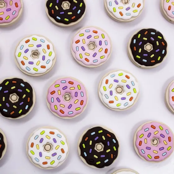 Entremeio Donuts Granulado Para Prendedor De Chupeta 25Mm Em Pvc Com 30 Pecas