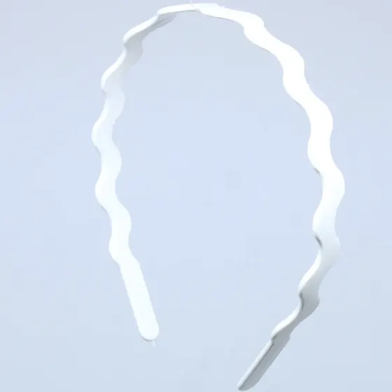 Tiara Curvada Em Plastico Com 12 Pecas