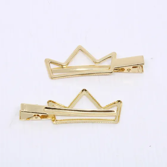 Bico De Pato Coroa Vazada 28X70Mm Em Ferro Com 200 Pecas