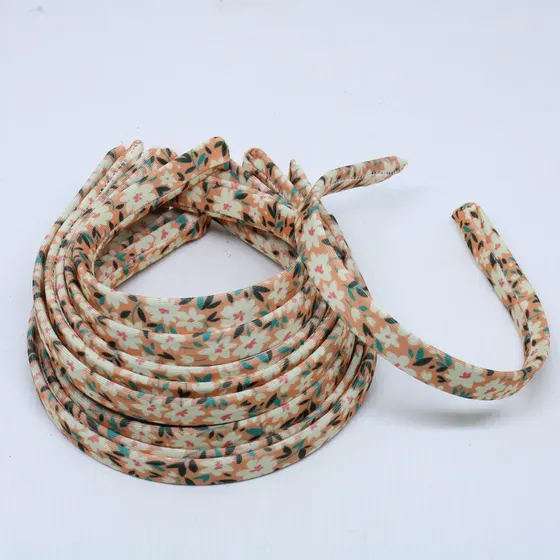 Tiara Encapada Floral 15Mm Em Suplex Com 12 Pecas