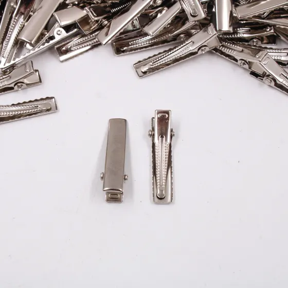 Bico De Pato Retangular 30Mm Em Ferro Com 500 Pecas - Niquel