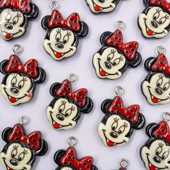Pingentes Minnie 22X20Mm Em Resina Com 10 Pecas