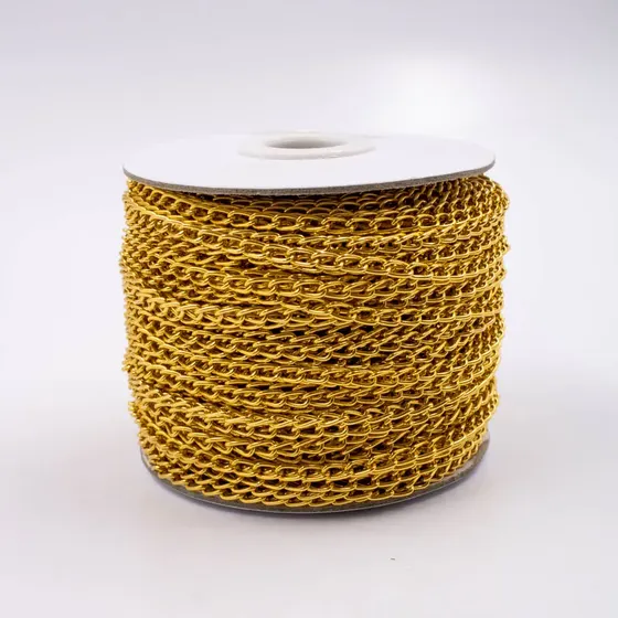 Corrente Cartier 3.6X06Mm Em Aluminio Com 50 Metros - Dourado