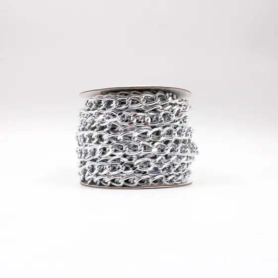 Corrente Cartier 17.8X12.5Mm Em Aluminio Com 15 Metros - Niquel