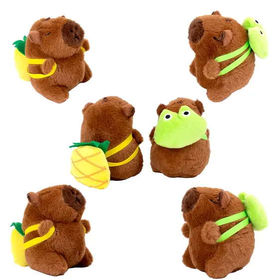 Pingente De Pelucia Capivara Fofa 11Cm Com Mochila 6 Pecas