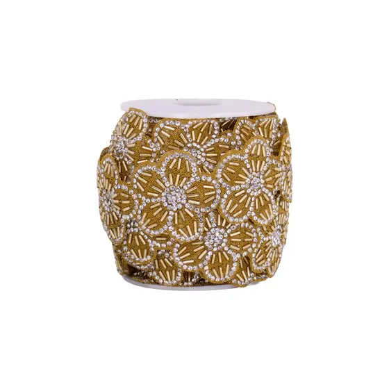 Guipir Floral Com Pedrarias 4Cm Em Vidro Com 4,5 Metros - Dourado