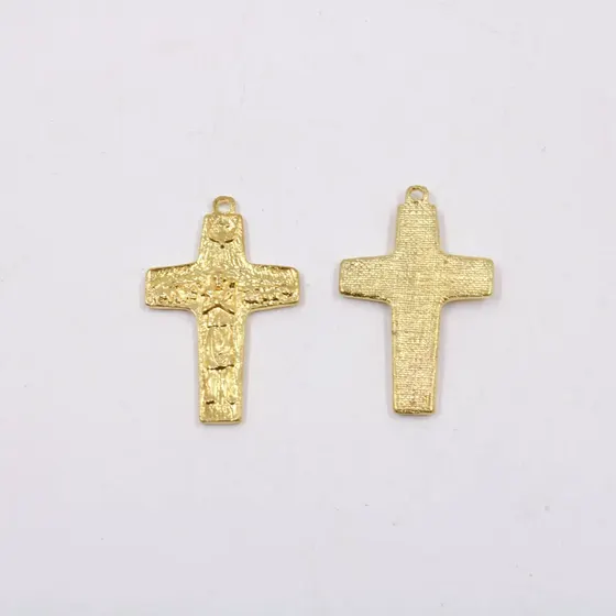 Pingente Cruxifixo 39X30Mm Em Zamac Com 12 Pecas - Dourado