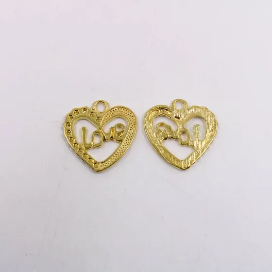 Pingente Coracao Love 23Mm Em Zamac Com 12 Pecas - Dourado