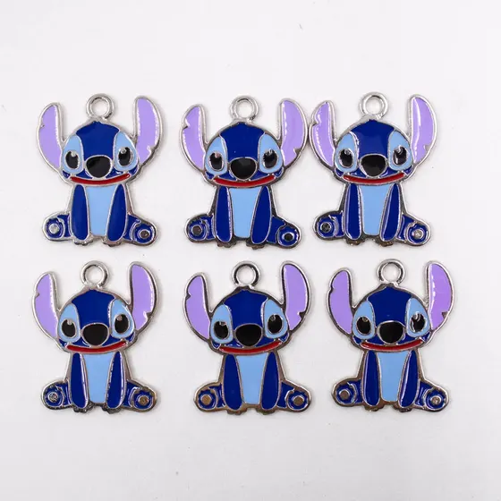 Pingente Resinado Stitch Sentado 31Mm Com 6 Pecas Em Zamac
