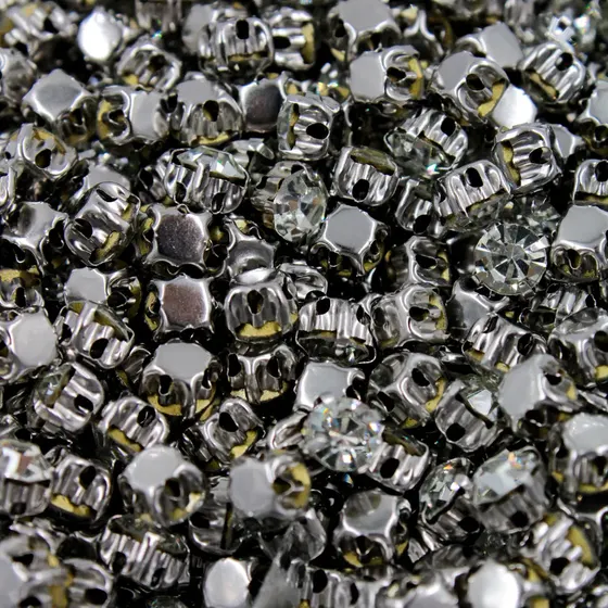 Strass De Costura C/Caixinha 4 Garras Ss24 Em Latao Com 720 Pecas